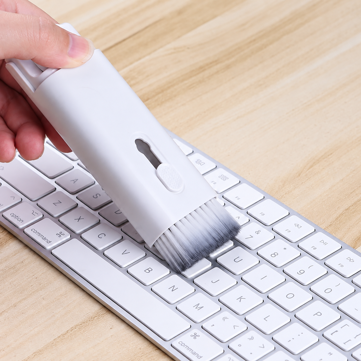Multifunctional 5-in-1 Electronics Cleaning Kit – Portable Cleaning Pen