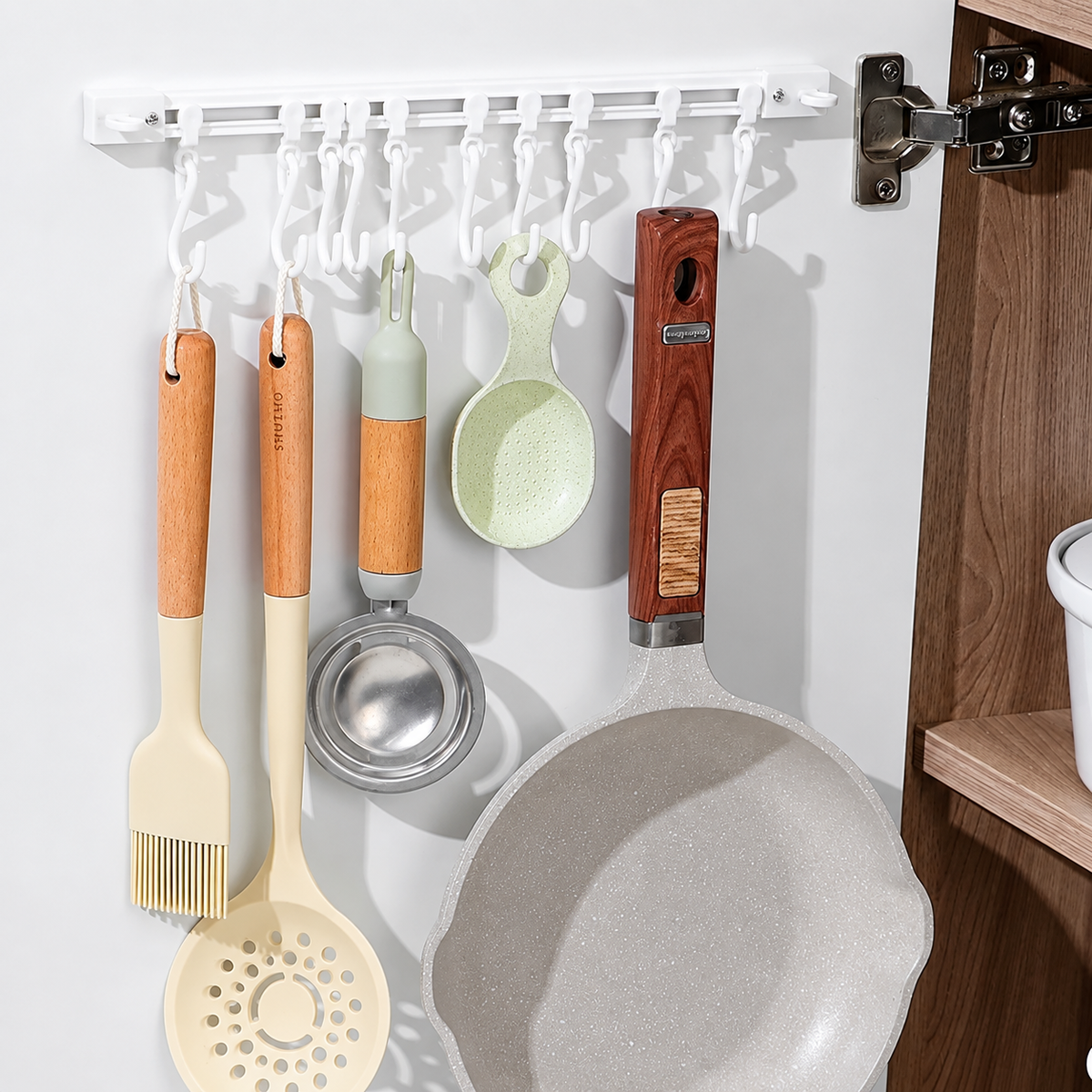 Adjustable Wall Mounted Hat & Clothes Hanger Rack – Space Saving Storage Organiser